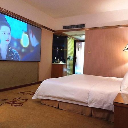 Vienna Hotel Zhanjiang Coast Avenue Exteriér fotografie