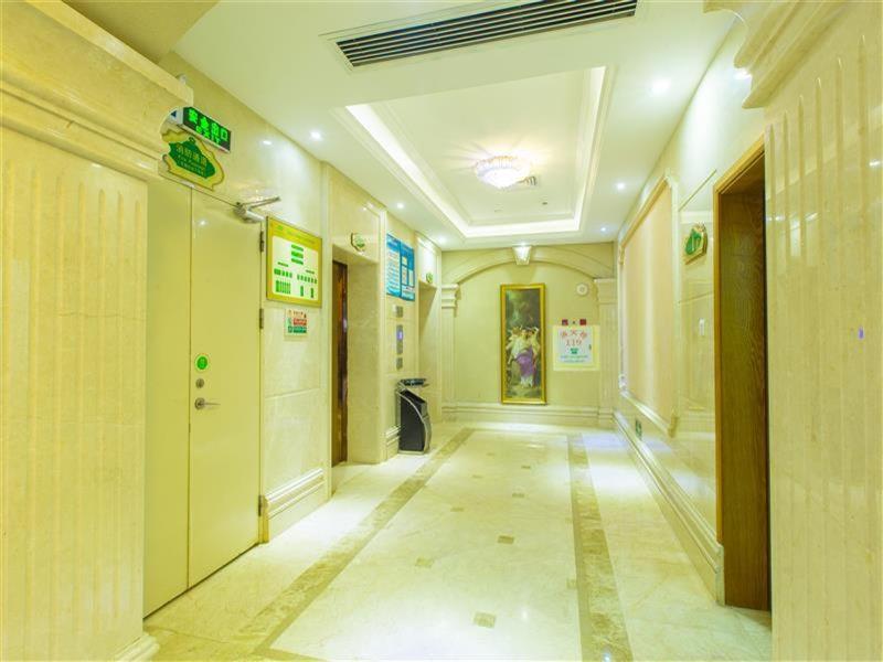 Vienna Hotel Zhanjiang Coast Avenue Exteriér fotografie