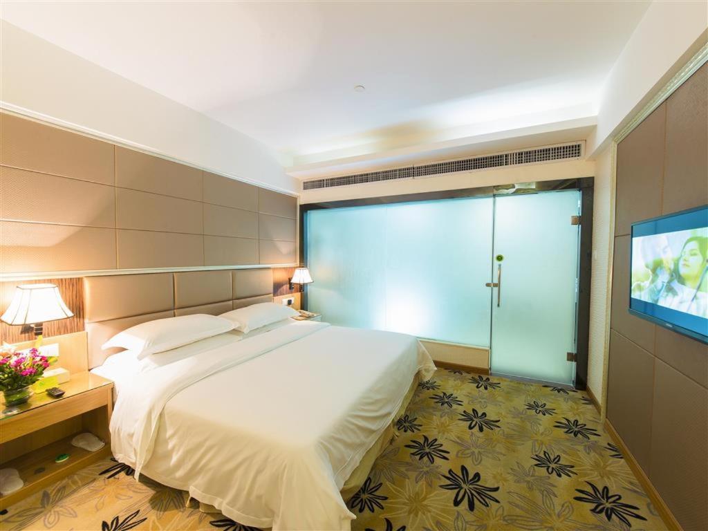Vienna Hotel Zhanjiang Coast Avenue Exteriér fotografie