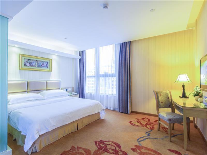 Vienna Hotel Zhanjiang Coast Avenue Exteriér fotografie